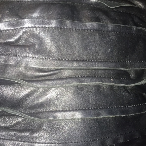 SOLD- Leather purse - Picture 4 of 4